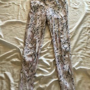 Marika White/Purple Flora Legging